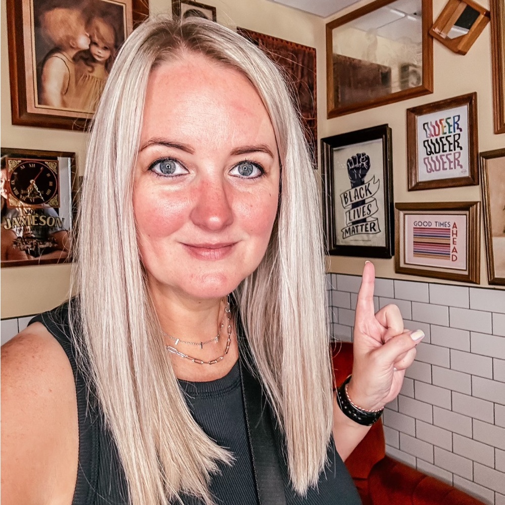 Meet your Posher, Kenadee